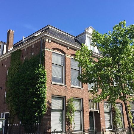 Bed And Breakfast De Oude Pastorie Sneek Exterior foto